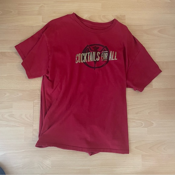 Bundle of 5 Vintage Graphic Tees and Shirts - Picture 3 of 5